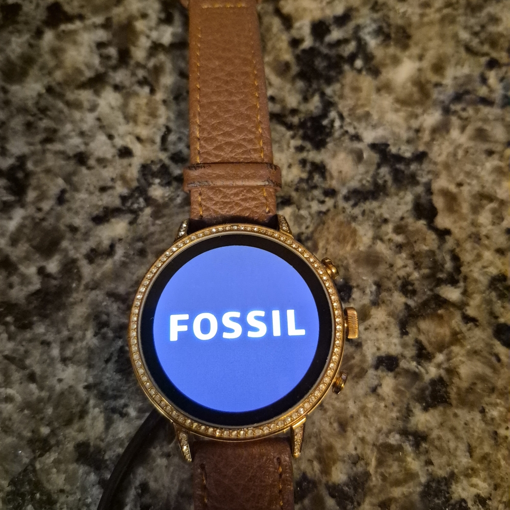 Fossil Gen 4 Digital Smartwatch - Picture 12 of 14